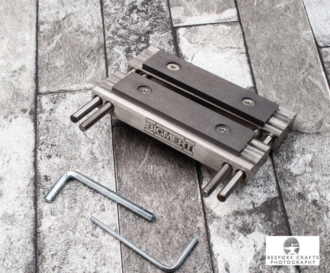 BigMert, Carbide Faced File Guide