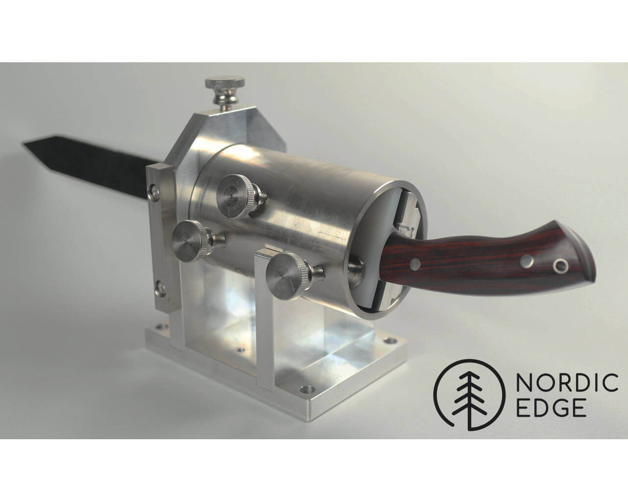 Blade vice for hand sanding