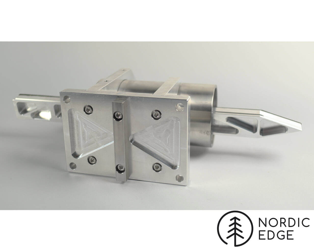 Blade vice for hand sanding
