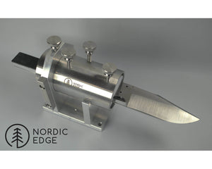 Blade vice for hand sanding